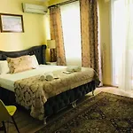 La Boutique Hotel