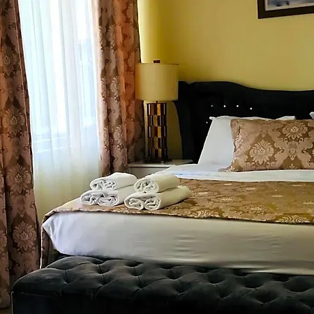 La Boutique Hotel 3*