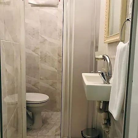 La Boutique Hotel